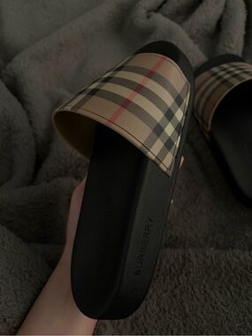 Burberry Beige Vintage Check and Black Slide Sandals